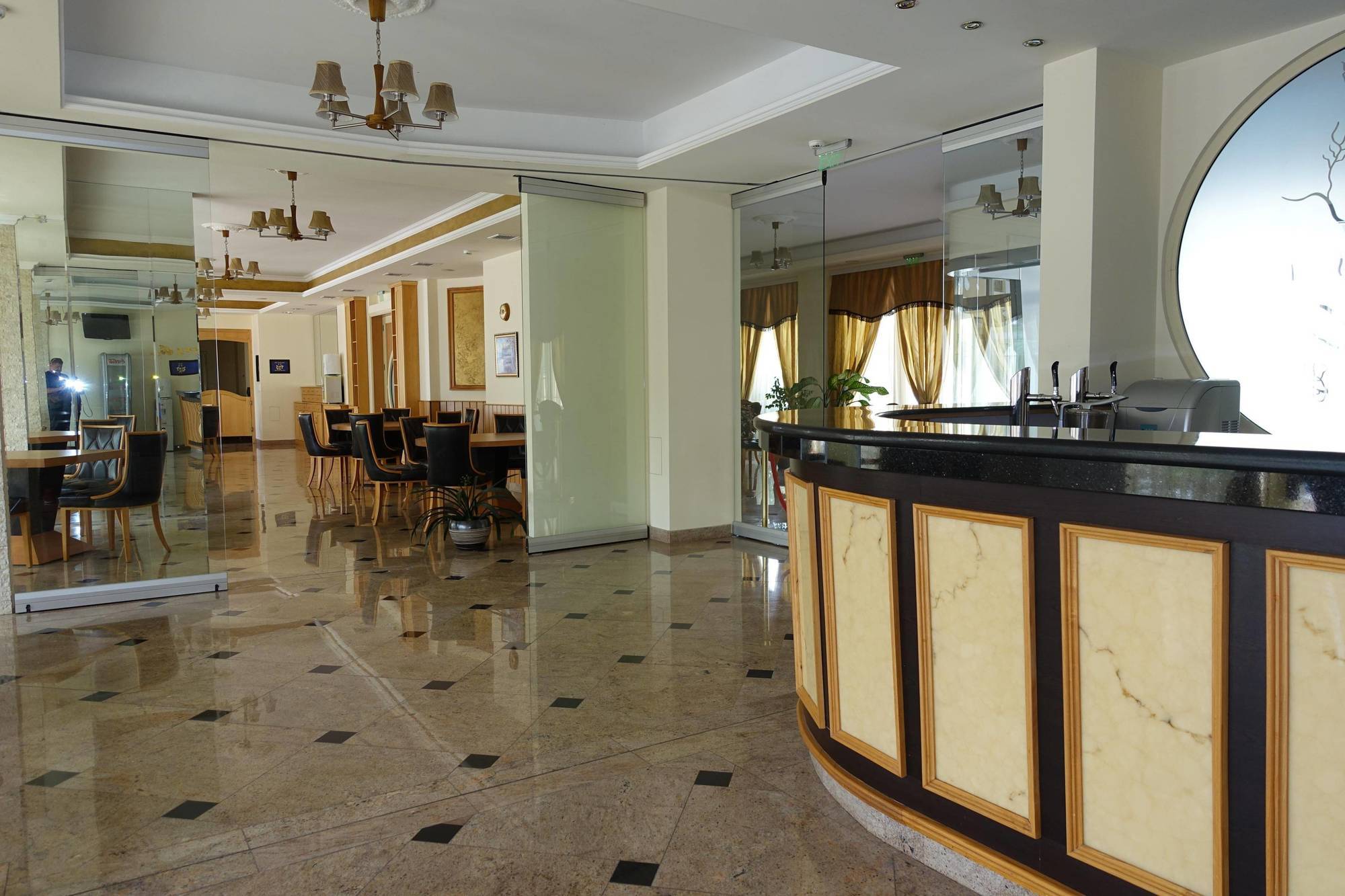 Hotel Incognito بوموري المظهر الخارجي الصورة